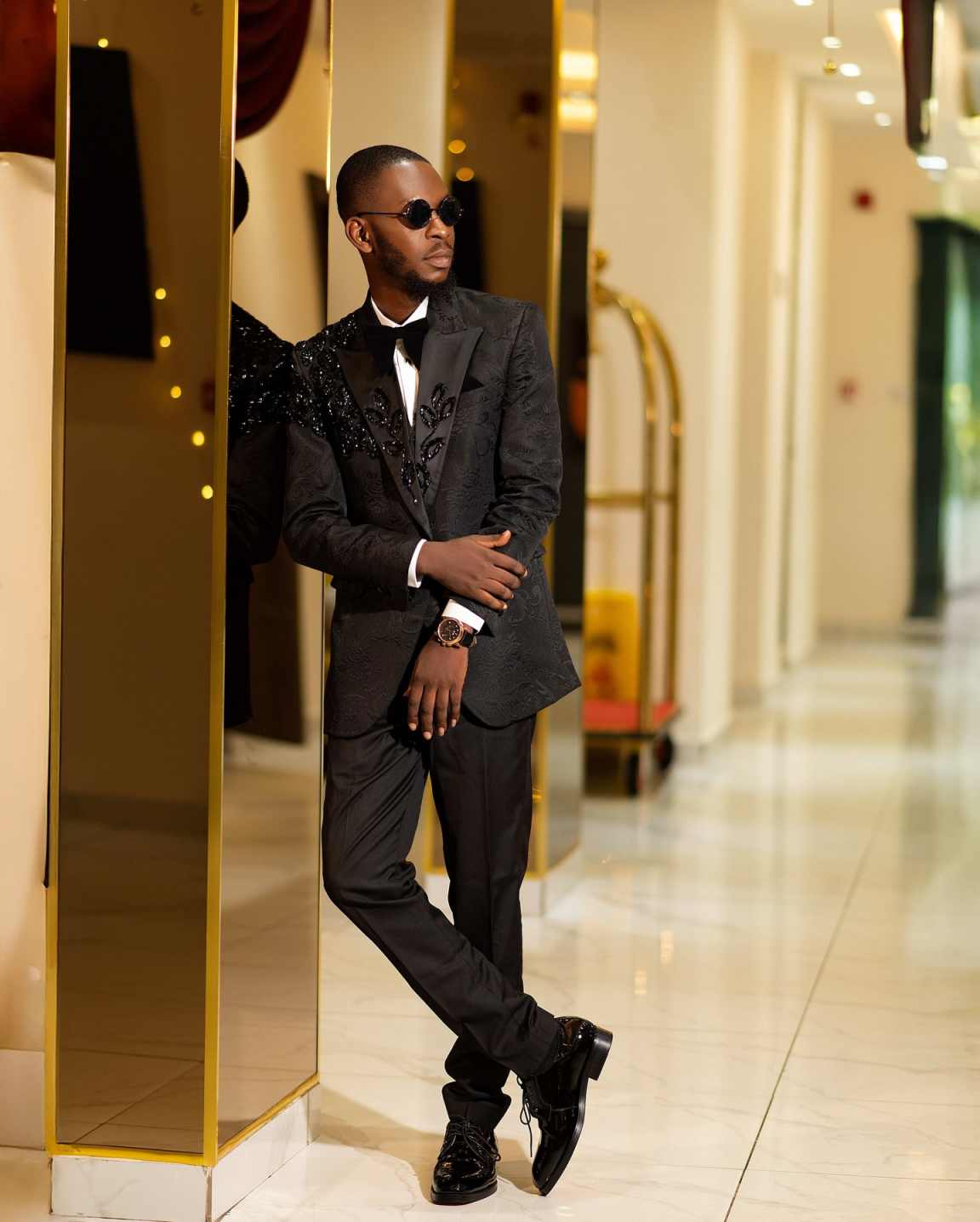 Fashion Men Suits Applique 2-p - огляд і ціна Men Formal Wear Design