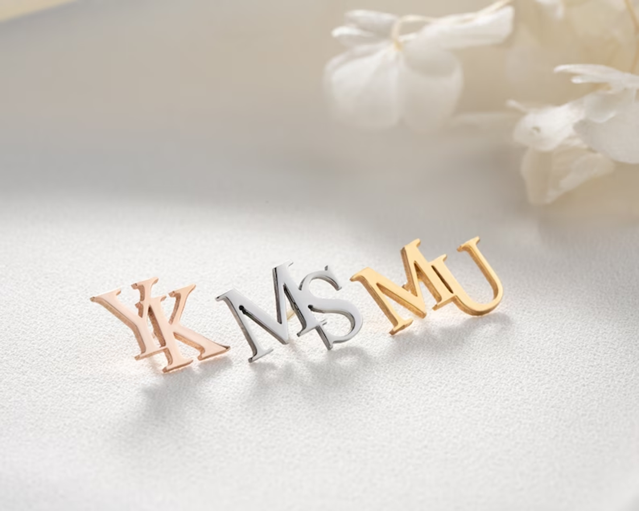 Personalized Initials Jacket L - огляд і ціна Tuxedo Lapel Pin