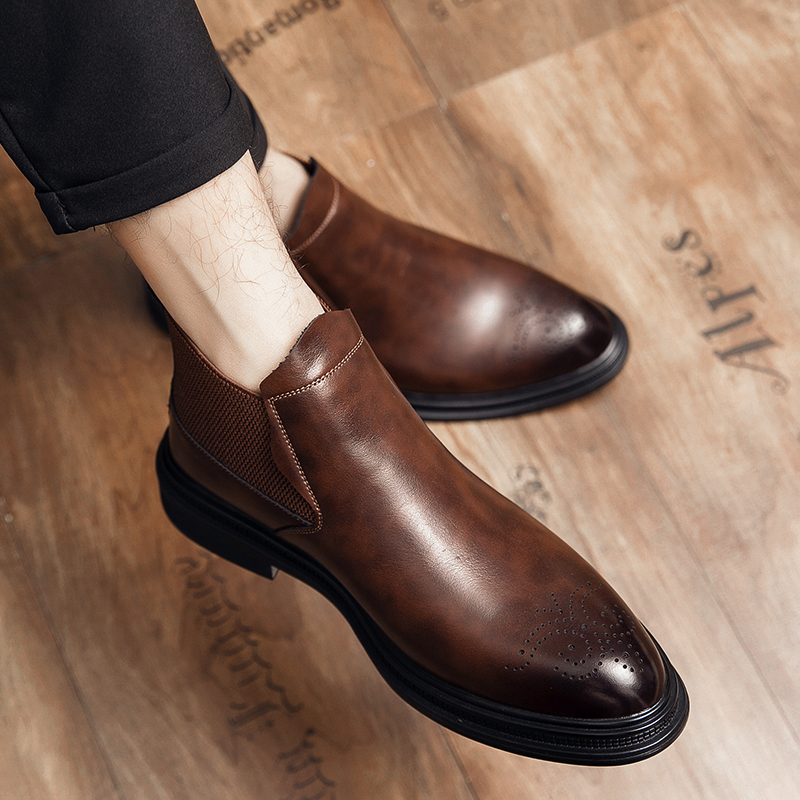 High-top leather shoes are ver - огляд і ціна Men Formal Wear Top